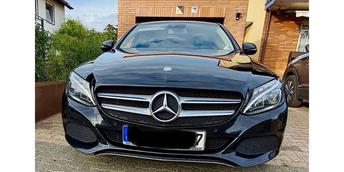 Mercedes-Benz C 180 201.691 km 10.800 &euro; Bad Arolsen 34454