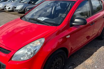 Hyundai i20 143.121 km 2.250 &euro; Saarlouis 66740