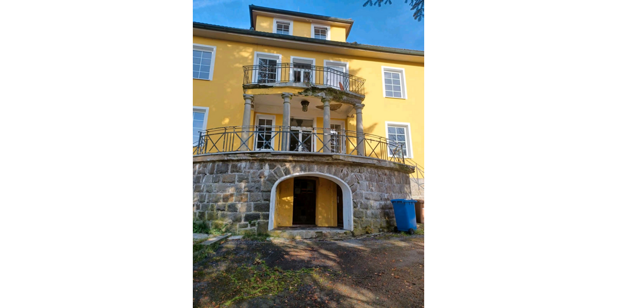 Haus zum Kaufen in Freyung 495.000 € 300 m² 10 zimmer