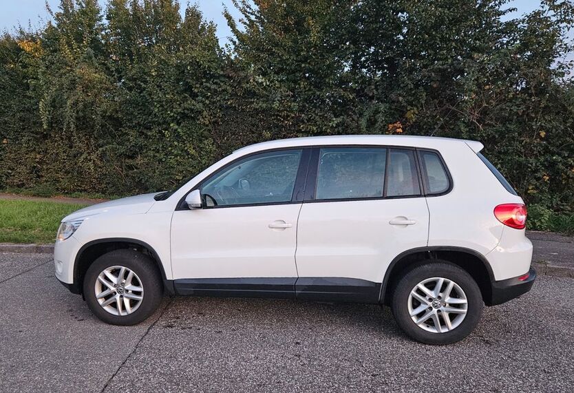 VW Tiguan 132.500 km 5.900 € Freiburg im Breisgau 79110