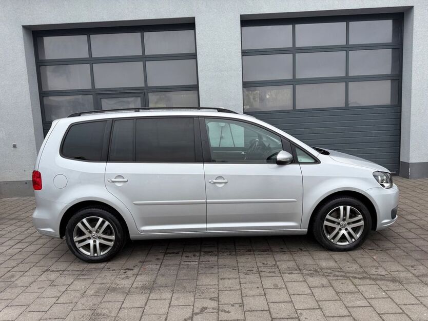 VW Touran 149.878 km 9.900 € Tünsdorf 66693