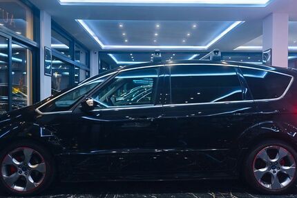 Ford S-Max 233.796 km 7.390 &euro; Denkingen 78588
