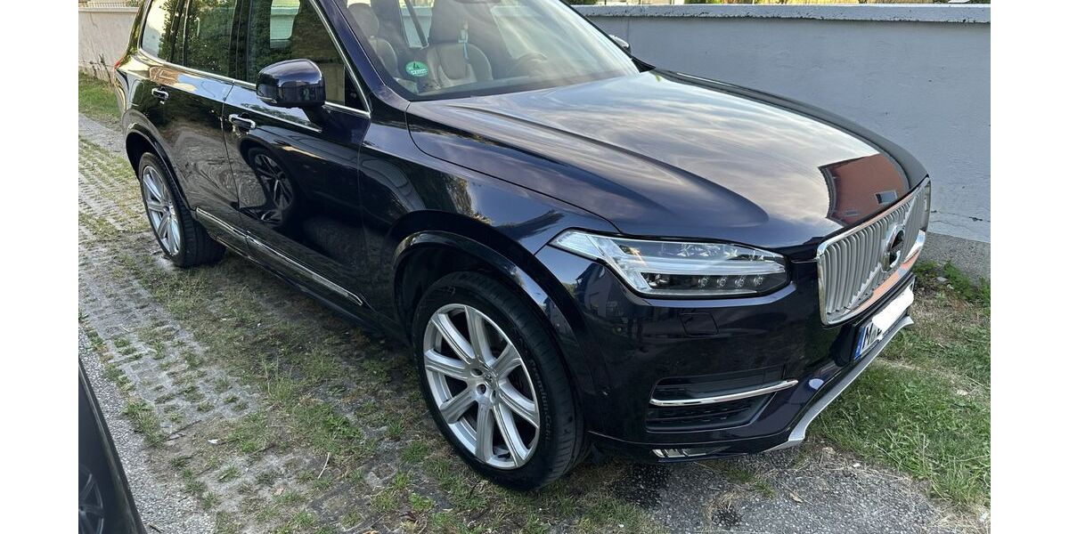 Volvo XC90 185.000 km 22.500 &euro; Allershausen 85391