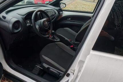 Toyota Aygo (X) 14.167 km 16.000 &euro; Gottmadingen 78244