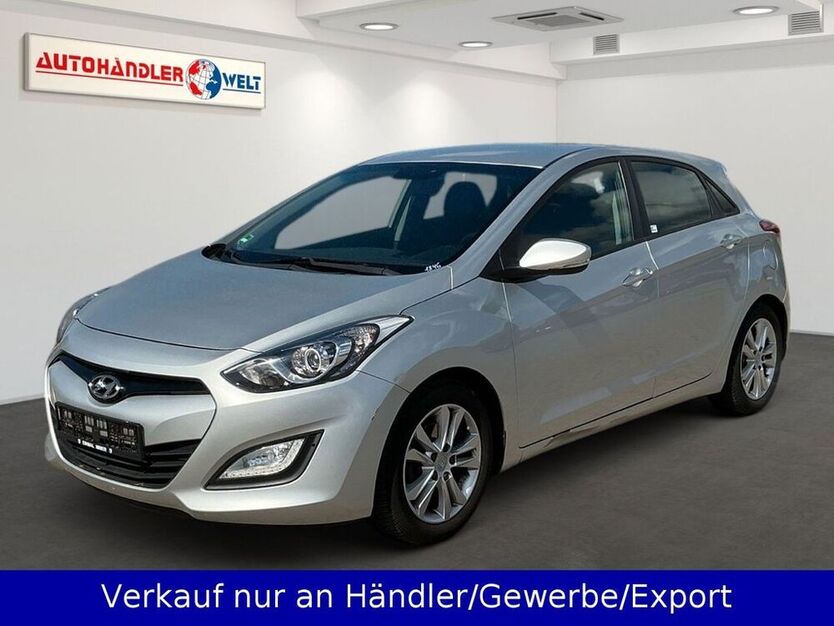 i30