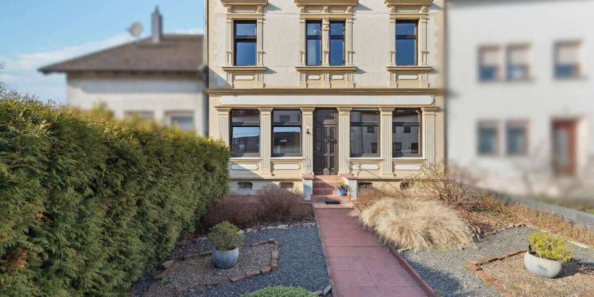 Einfamilienhaus Saarlouis - 12 Zimmer, 250 m&sup2;, 270.000&euro; | Angebot:27333990