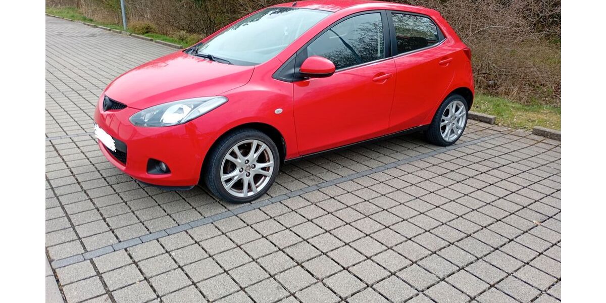 Mazda 2 200.300 km 999 &euro; Adelsdorf 91325