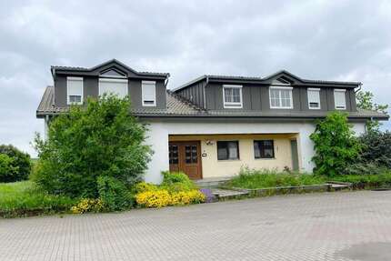 Haus Schöntal / Westernhausen Westernhausen - 10 Zimmer, 250 m&sup2;, 2.500&euro; | Angebot:26844698