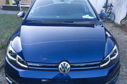 VW Golf 127.000 km 14.800 &euro; Göttingen 37075