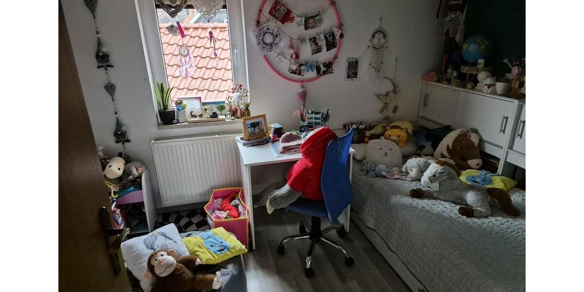 Einfamilienhaus Meiningen - 9 Zimmer, 220 m&sup2;, 130.000&euro; | Angebot:26830337