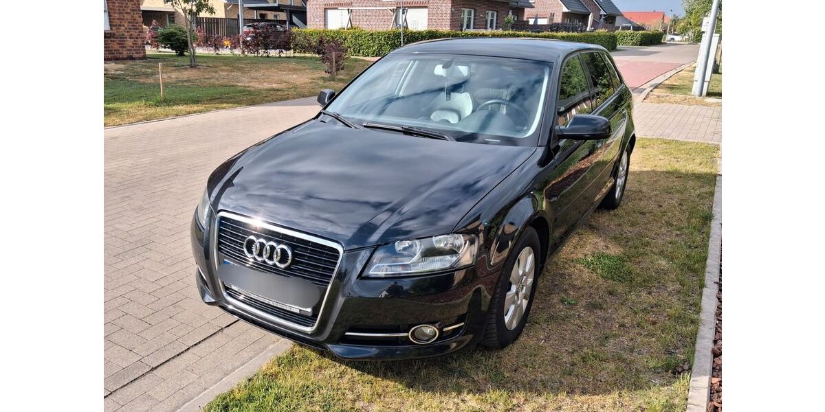 Audi A3 300.000 km 3.200 &euro; Moormerland 26802