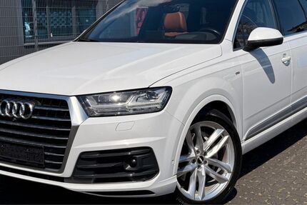 Audi Q7 200.000 km 24.999 &euro; Übach-Palenberg ( nähe Aachen ) 52531