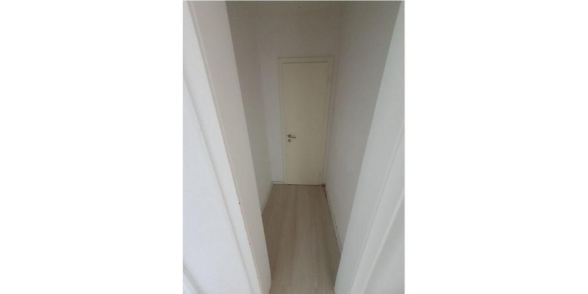 Etagenwohnung Remscheid Lüttringhausen - 4 Zimmer, 84 m&sup2;, 584&euro; | Angebot:23619680