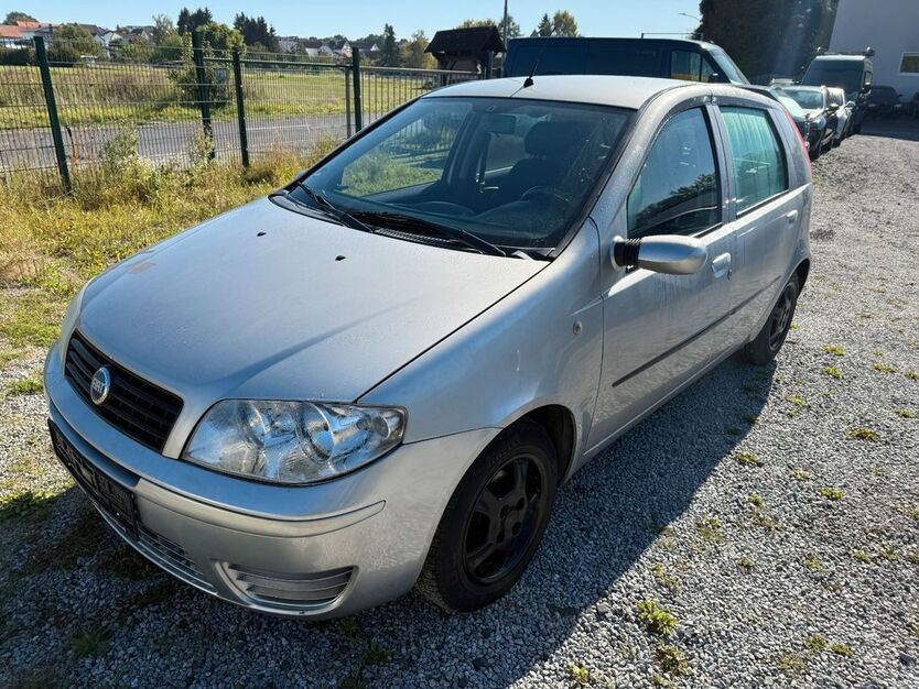 Fiat Punto 137.000 km 1.900 € Linden 35440