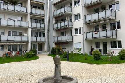 Wohnung Stuttgart Fasanenhof - 2 Zimmer, 66 m&sup2;, 836&euro; | Angebot:25606057