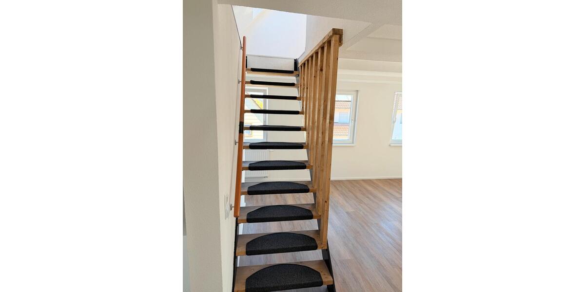 Einfamilienhaus Bad Mergentheim - 4 Zimmer, 120 m&sup2;, 8&euro; | Angebot:26329952