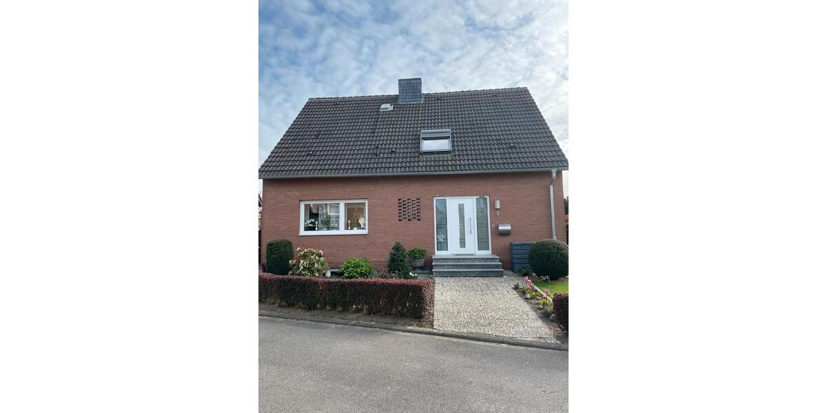 Einfamilienhaus Elsdorf - 4 Zimmer, 128 m&sup2;, 490.000&euro; | Angebot:26339816