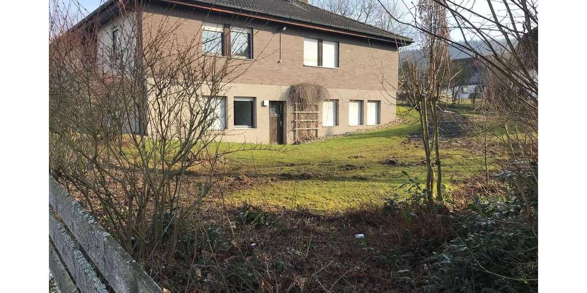Einfamilienhaus Schnaittach - 8 Zimmer, 270 m&sup2;, 649.000&euro; | Angebot:24975613