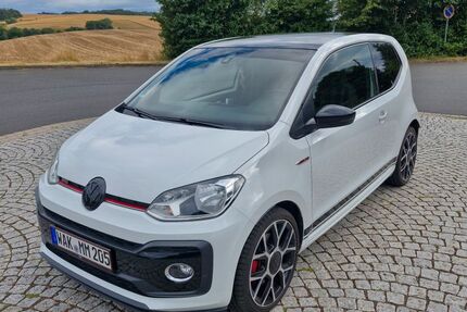 VW up! 64.000 km 12.000 &euro; Gerstungen 99834