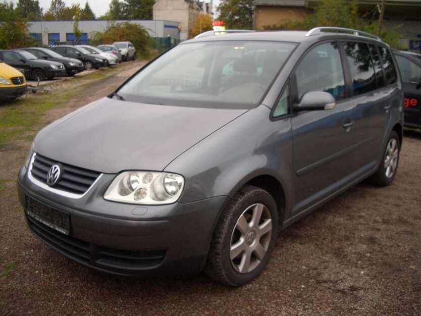 VW Touran 200.230 km 1.900 € Chemnitz 09125
