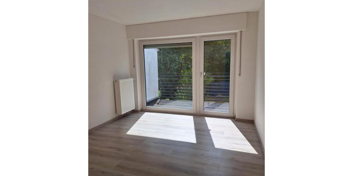 Reihenhaus Osnabrück Dodesheide - 7 Zimmer, 140 m&sup2;, 410.000&euro; | Angebot:27192705