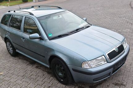 Skoda Octavia 274.000 km 990 € Umpferstedt 99441