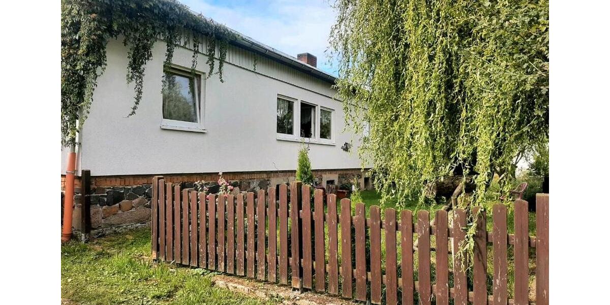 Bungalow Osterburg (Altmark) - 3 Zimmer, 130 m&sup2;, 130.000&euro; | Angebot:27126501