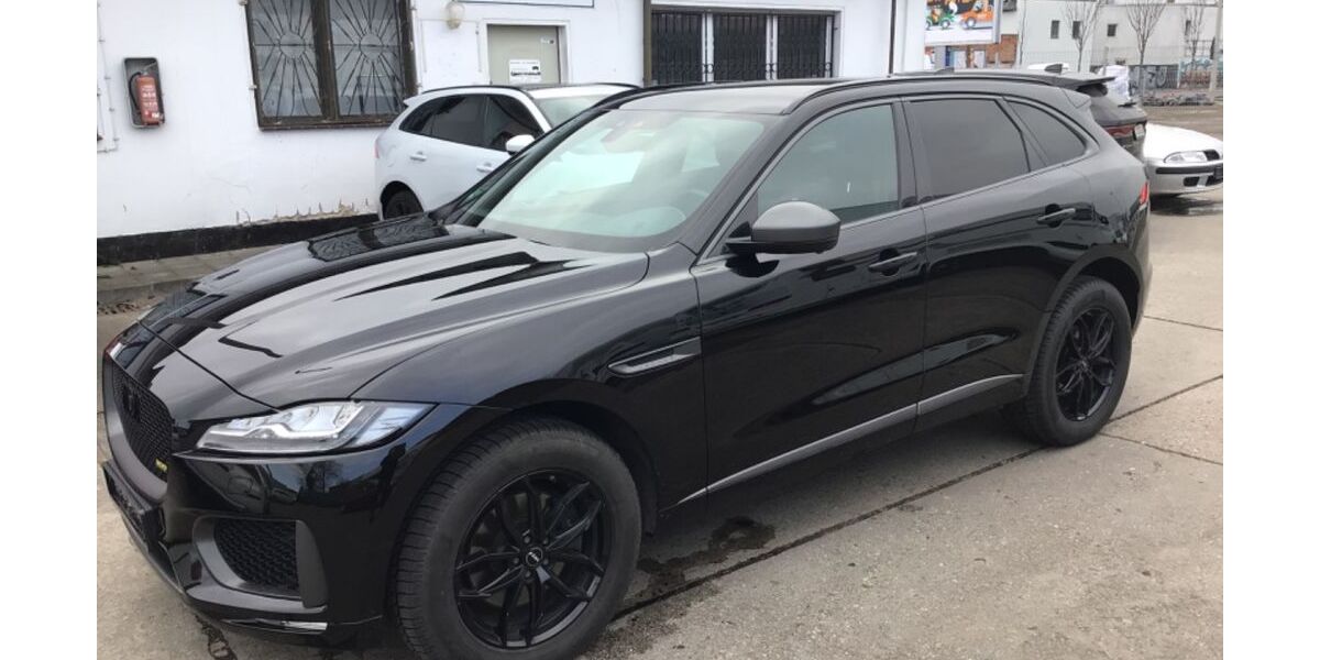Jaguar F-Pace 128.000 km 27.990 € Leipzig 04179