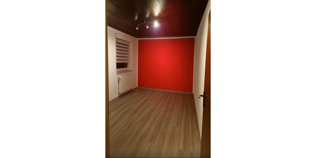 Etagenwohnung Siegen - 4 Zimmer, 143 m&sup2;, 185.900&euro; | Angebot:27193579