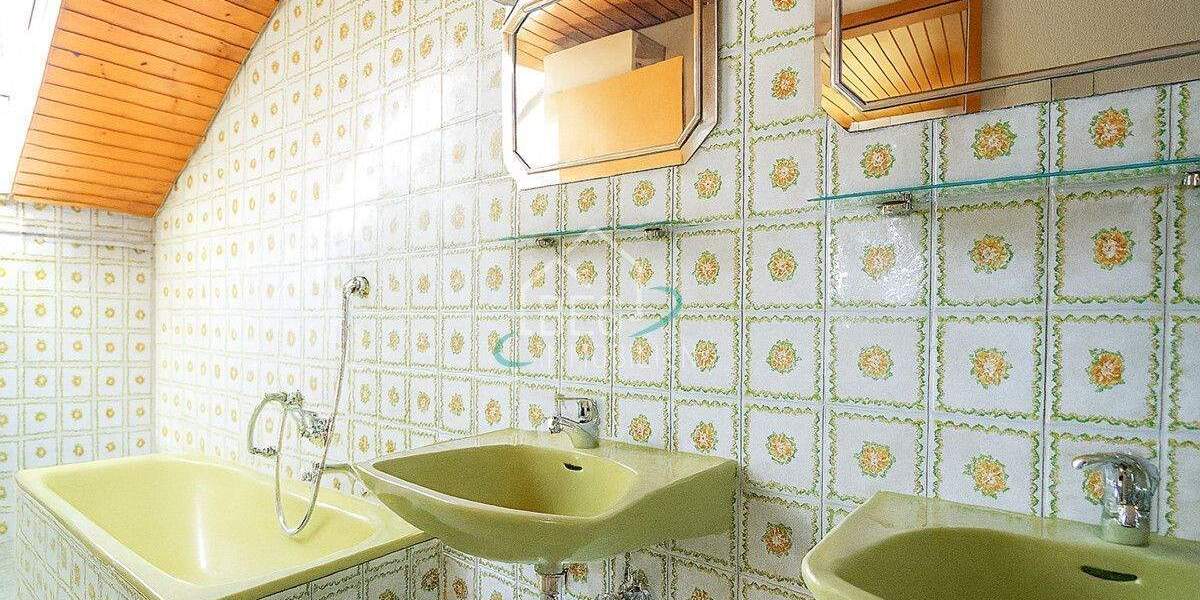 Doppelhaushälfte mit großem Garten in ruhiger Wohnlage 4 zimmer