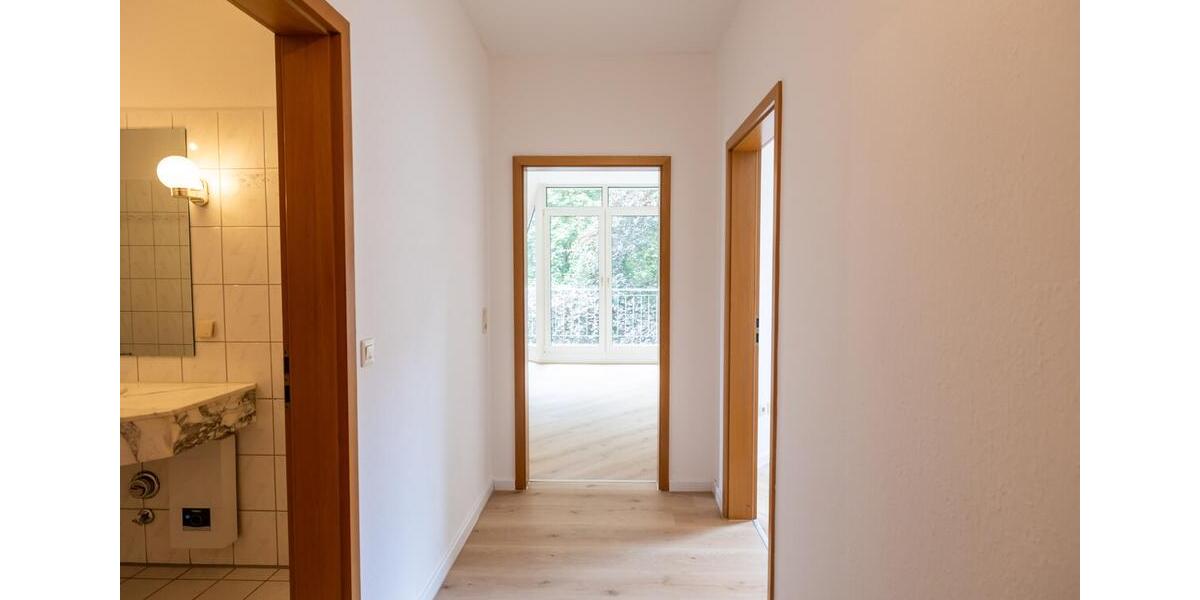 Dachgeschoßwohnung Delmenhorst - 2 Zimmer, 64 m&sup2;, 540&euro; | Angebot:26680286