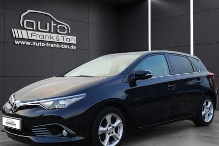 Toyota Auris 135.000 km 11.590 &euro; Schmelz 66839