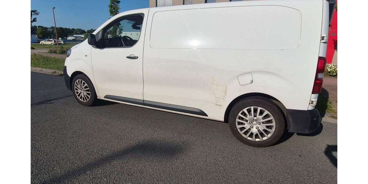 Opel Vivaro 200.000 km 9.900 &euro; Achim 28832