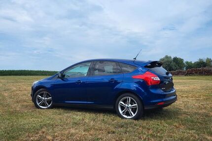 Ford Focus 128.000 km 4.990 &euro; Dorfen 84405