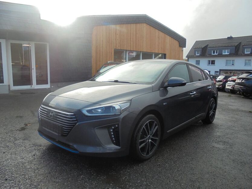 Hyundai IONIQ 183.000 km 9.790 € Radevormwald 42477