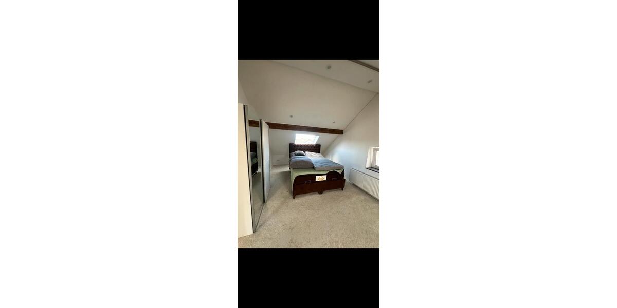 Dachgeschoßwohnung Neukirchen-Vluyn Vluyn - 1.5 Zimmer, 65 m&sup2;, 650&euro; | Angebot:24983741