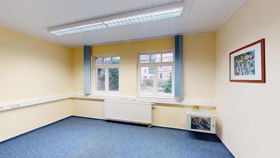 Helles und großzügiges Büro mit Garten – vielseitig nutzbar und in zentraler Lage von Landau