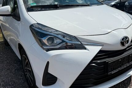 Toyota Yaris 86.000 km 8.900 &euro; edenkoben 67480