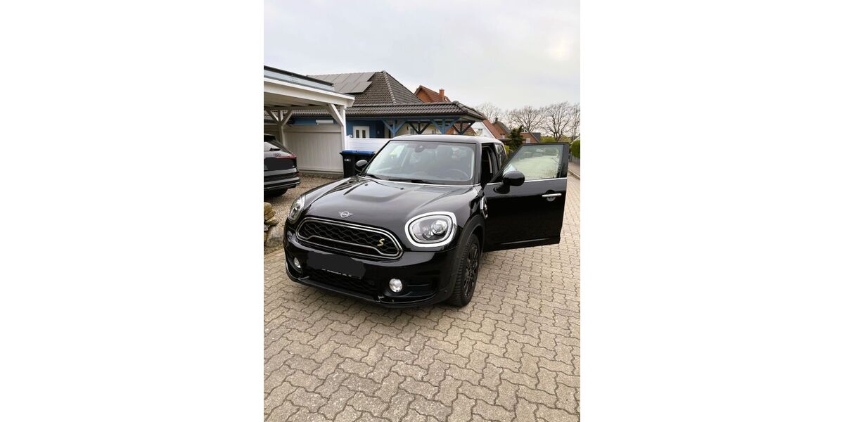 Mini Countryman SE (Cooper) 44.700 km 21.900 &euro; Adendorf 21365