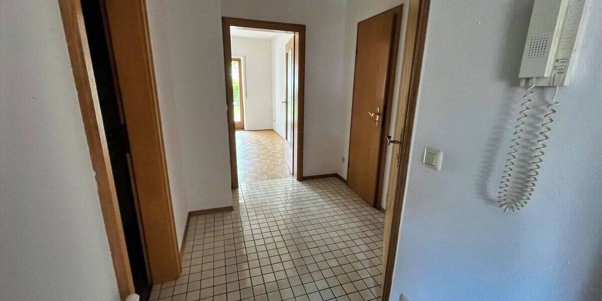 Etagenwohnung Freilassing - 2 Zimmer, 49 m&sup2;, 199.000&euro; | Angebot:26319643