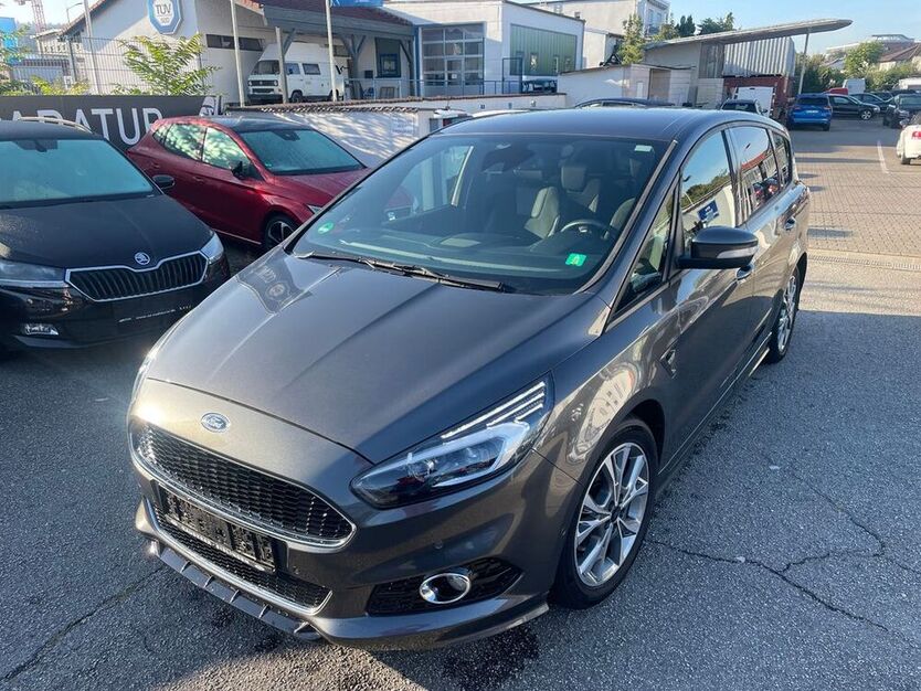 S-Max