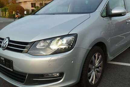 VW Sharan 175.000 km 17.900 € Duisburg 47269