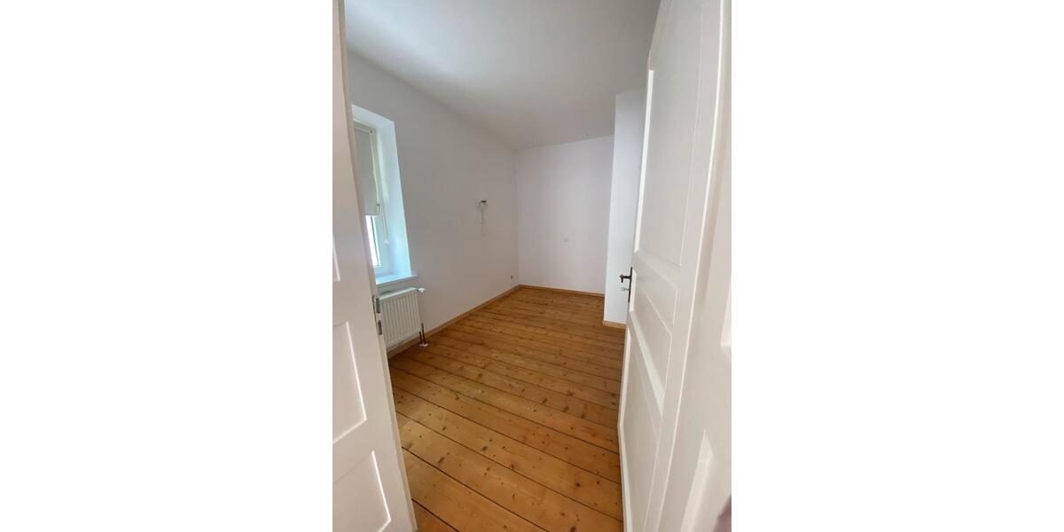 Hochparterre Hildesheim Oststadt/Stadtfeld - 4 Zimmer, 92 m&sup2;, 239.000&euro; | Angebot:26765444