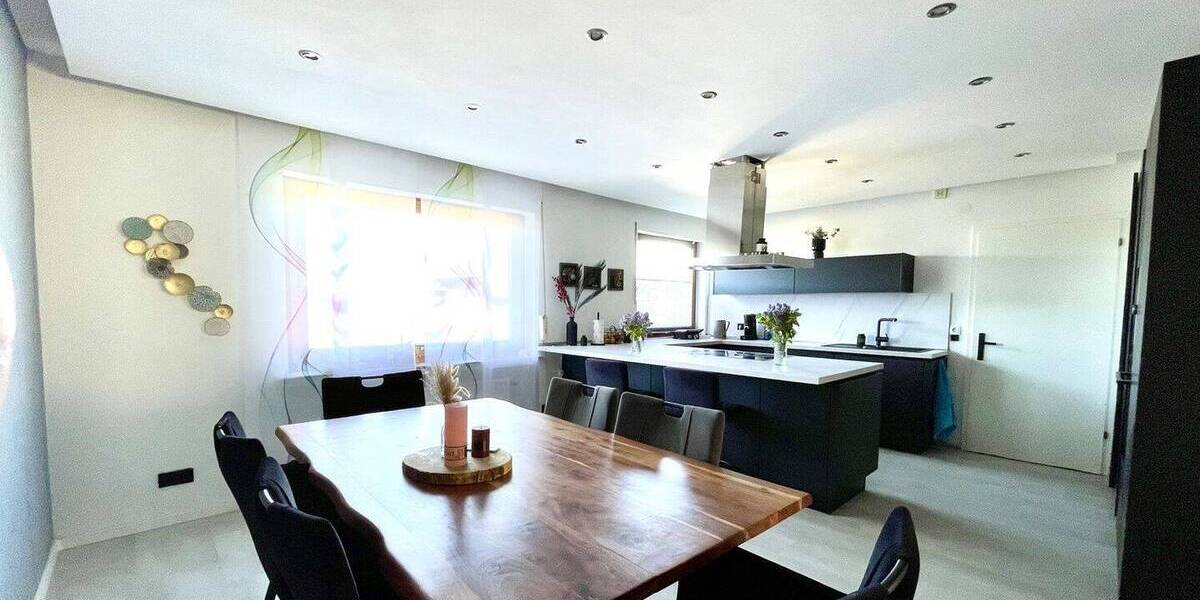 Einfamilienhaus Wenden / Hillmicke Hillmicke - 6 Zimmer, 240 m&sup2;, 450.000&euro; | Angebot:26377324