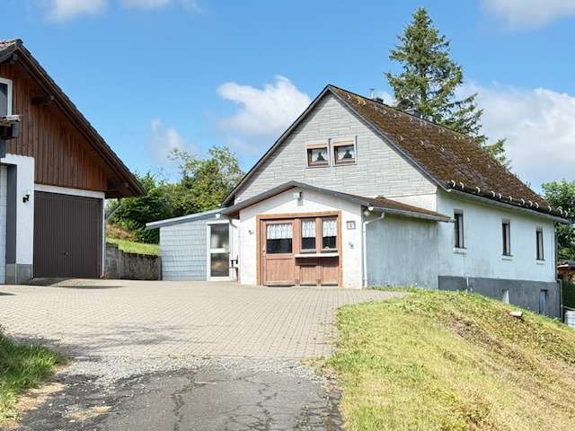 Haus zum Kaufen in Bad Berleburg 180.000 € 93 m² 4 zimmer