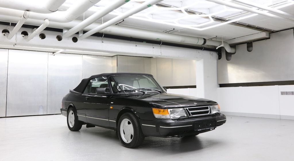 Saab 900 105.000 km 17.900 &euro; Berlin 10625