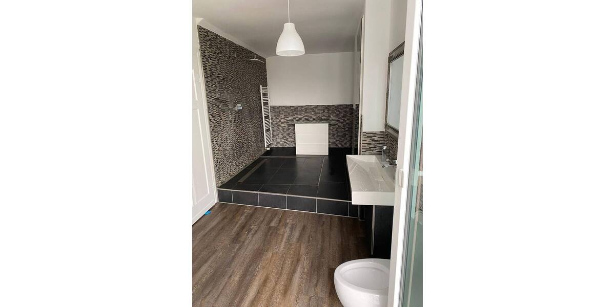 Einfamilienhaus Troisdorf - 9 Zimmer, 234 m&sup2;, 999.000&euro; | Angebot:26658259