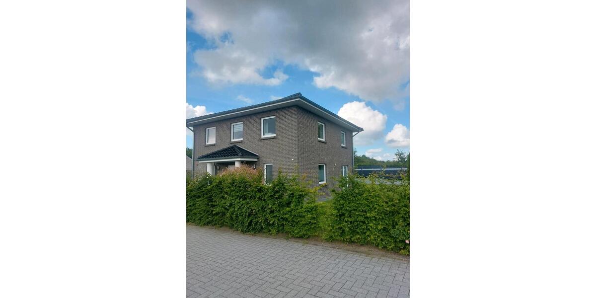 Einfamilienhaus Schleswig - 4 Zimmer, 130 m&sup2;, 499.000&euro; | Angebot:27118368