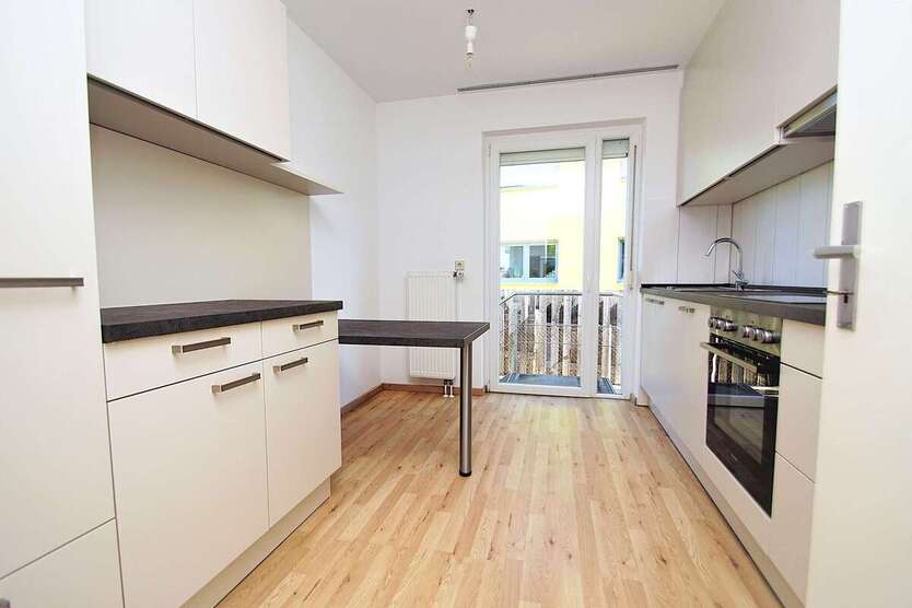 Wohnung zum Mieten in Reutlingen-Mittelstadt 840 € 70 m² 2.5 zimmer