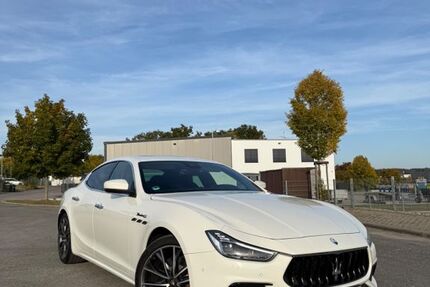 Maserati Ghibli 83.000 km 64.999 &euro; Sindelfingen 71063